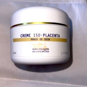 I am selling because I want to purchase other products from the skincare line.